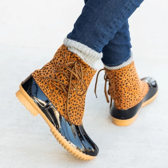 Cheetah Print Side Laced Duck Boots - Picture 4 of 8